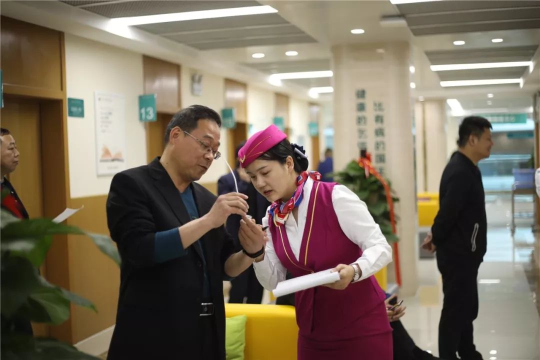 莱芜24小时套医保卡(北京医保卡使用指南)